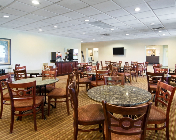 Imagen del bar/restaurante del Hotel Comfort Inn Monticello. Foto 5