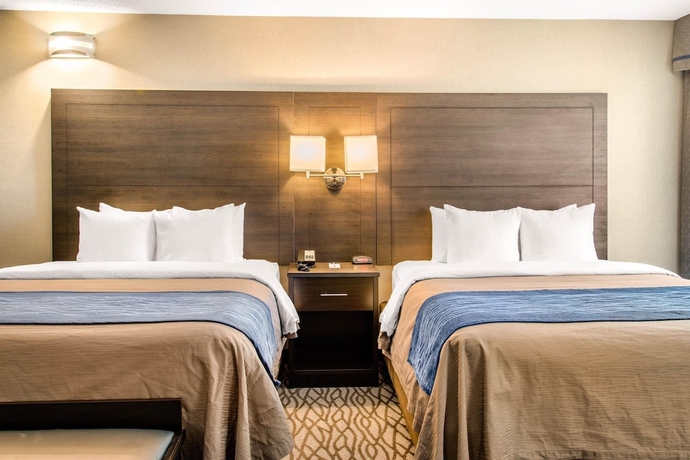 Imagen de la habitación del Hotel Comfort Inn Montreal Aeroport. Foto 12