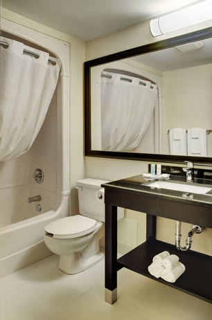 Imagen de la habitación del Hotel Comfort Inn Montreal - Laval - Highway 15. Foto 8