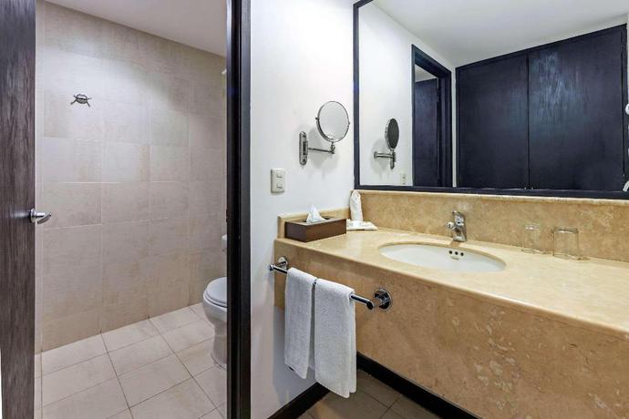 Imagen de la habitación del Hotel Comfort Inn Morelia. Foto 11