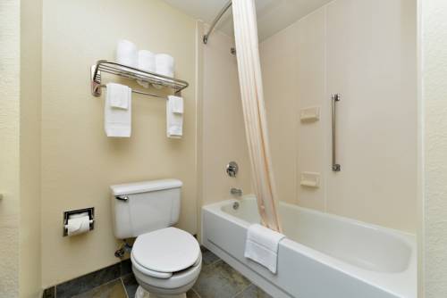 Imagen de la habitación del Hotel Comfort Inn Moss Point. Foto 10