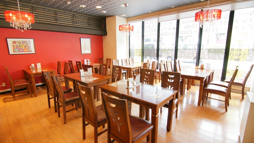 Imagen del bar/restaurante del Hotel Comfort Inn Naha Tomari Port. Foto 4