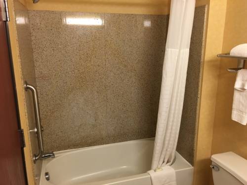 Imagen de la habitación del Hotel Comfort Inn Naugatuck. Foto 3