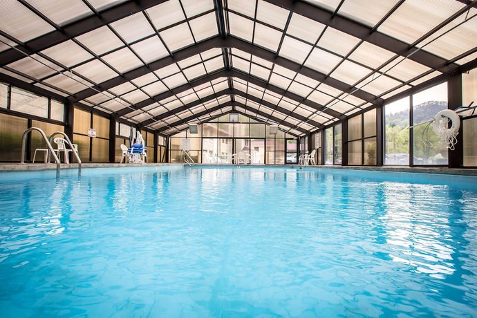 Imagen de la piscina del Hotel Comfort Inn Near Great Smoky Mountain National Park. Foto 18