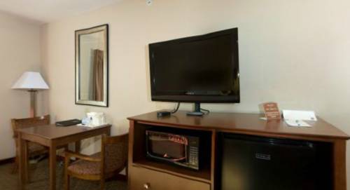 Imagen de la habitación del Hotel Comfort Inn New Buffalo. Foto 10