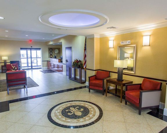 Imagen de los interiores del Hotel Comfort Inn New Orleans Airport South. Foto 17