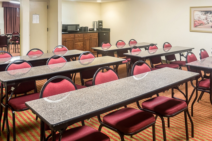 Imagen de los interiores del Hotel Comfort Inn Newport News - Hampton I-64. Foto 13