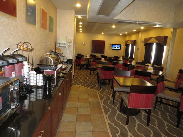 Imagen del bar/restaurante del Hotel Comfort Inn North - Air Force Academy Area. Foto 3