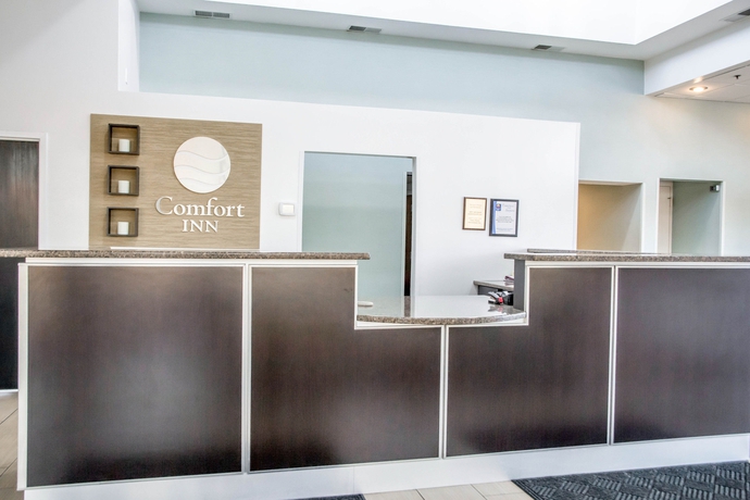Imagen de los interiores del Hotel Comfort Inn Northeast. Foto 13