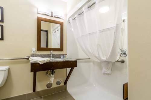 Imagen de la habitación del Hotel Comfort Inn Norwalk - Sandusky. Foto 11