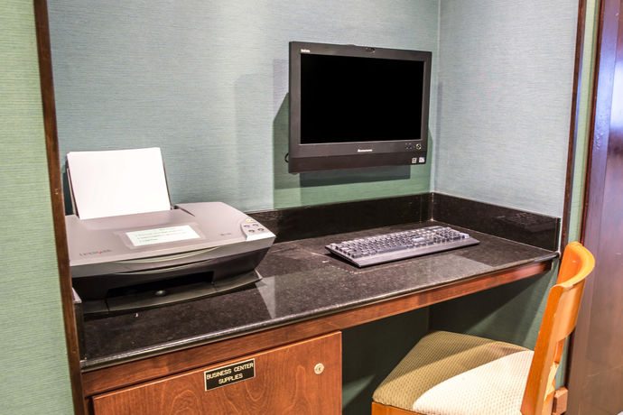 Imagen de los interiores del Hotel Comfort Inn On The Ocean. Foto 9