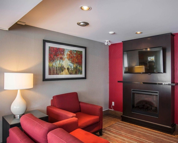Imagen de los interiores del Hotel Comfort Inn Ottawa East. Foto 16