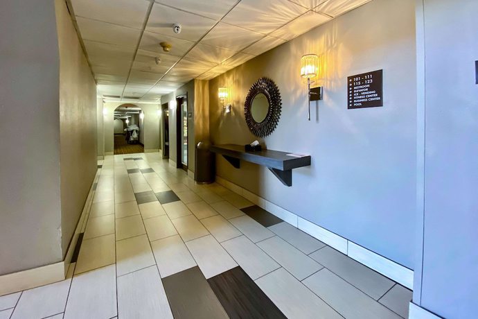 Imagen de los interiores del Hotel Comfort Inn Owasso - Tulsa. Foto 18