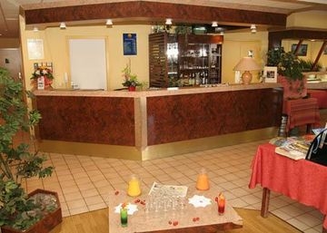 Imagen de los interiores del Hotel Comfort Inn, PERPIGNAN. Foto 3