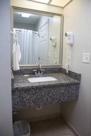 Imagen de la habitación del Hotel Comfort Inn Pensacola Near Nas Corry Station. Foto 6