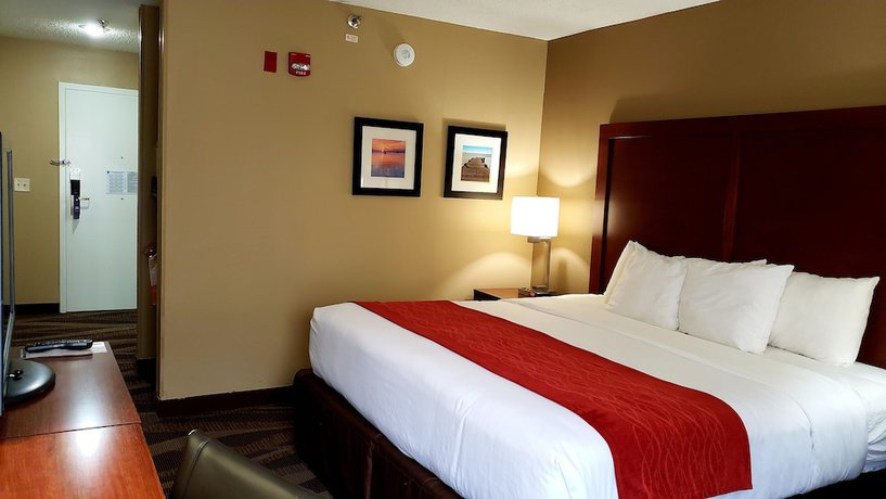 Imagen de la habitación del Hotel Comfort Inn Pensacola - University Area. Foto 2