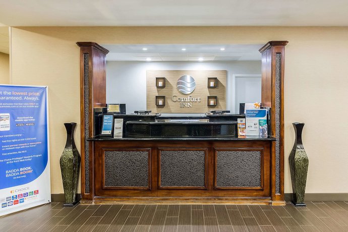 Imagen de los interiores del Hotel Comfort Inn Pensacola - University Area. Foto 19