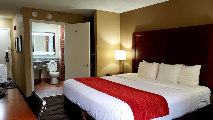 Imagen de la habitación del Hotel Comfort Inn Pensacola - University Area. Foto 11