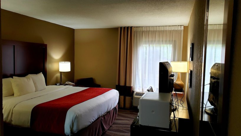 Imagen de la habitación del Hotel Comfort Inn Pensacola - University Area. Foto 15