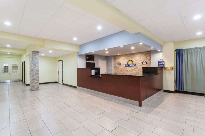 Imagen de los interiores del Hotel Comfort Inn Philadelphia International Airport West. Foto 10