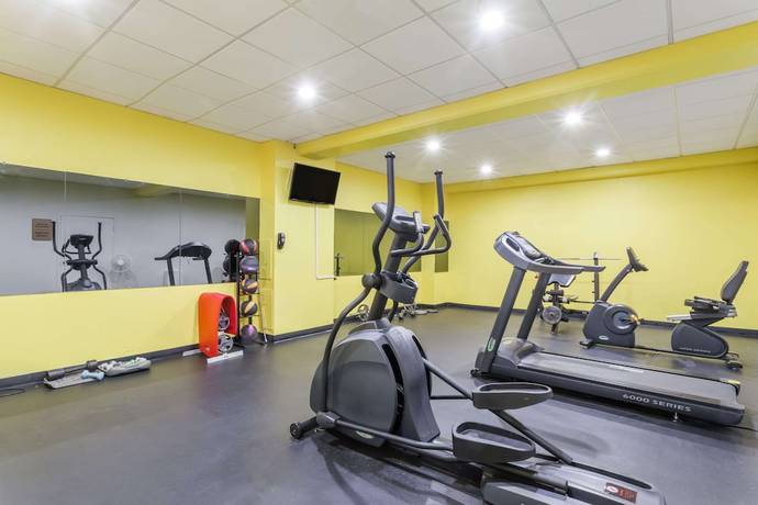 Imagen de los interiores del Hotel Comfort Inn Philadelphia International Airport West. Foto 14