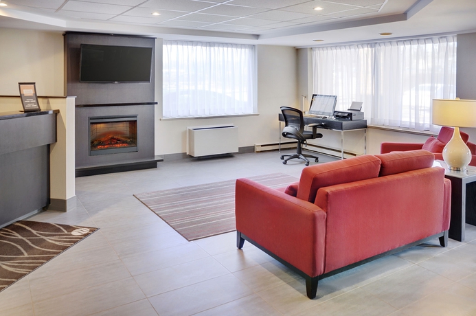 Imagen de los interiores del Hotel Comfort Inn Pickering. Foto 12