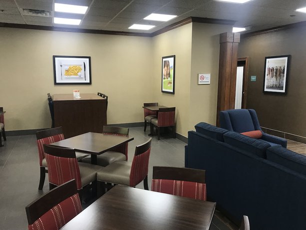 Imagen de los interiores del Hotel Comfort Inn Pinehurst, Pinehurst. Foto 20