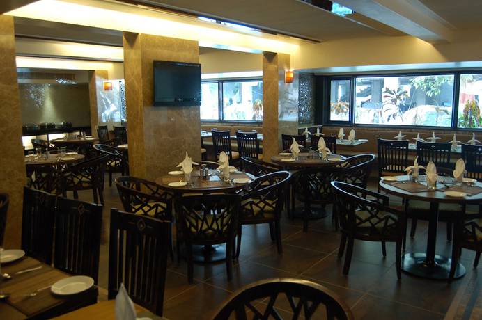 Imagen del bar/restaurante del Hotel Comfort Inn President. Foto 5
