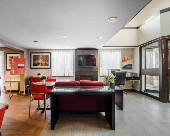 Imagen de los interiores del Hotel Comfort Inn Prince Albert. Foto 18