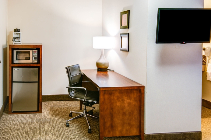 Imagen de los interiores del Hotel Comfort Inn Redding Near I-5. Foto 12