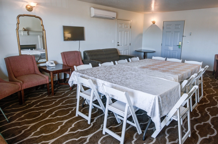 Imagen de los interiores del Hotel Comfort Inn Redding Near I-5. Foto 14