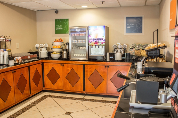 Imagen del bar/restaurante del Hotel Comfort Inn Research Triangle Park. Foto 3