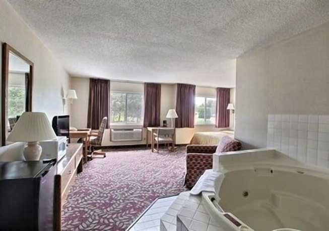 Imagen de la habitación del Hotel Comfort Inn Rhinelander. Foto 12