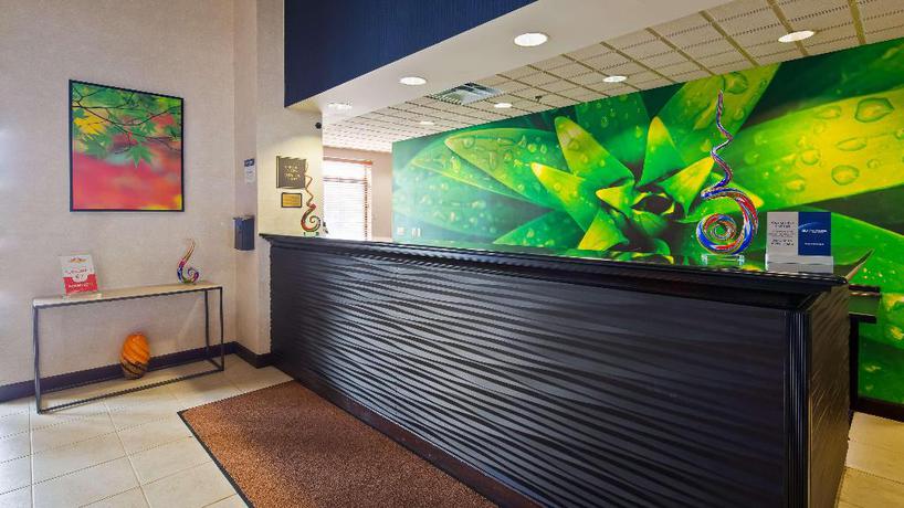 Imagen general del Hotel Comfort Inn Saint Paul East de Oakdale. Foto 2