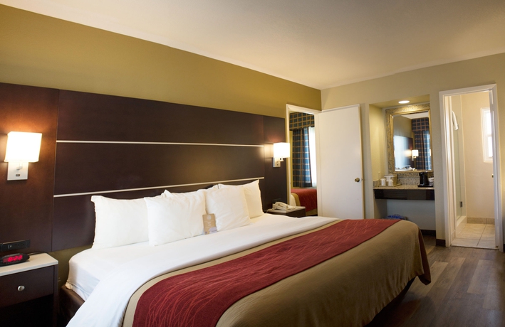 Imagen general del Hotel Comfort Inn San Diego Airport At The Harbor. Foto 2