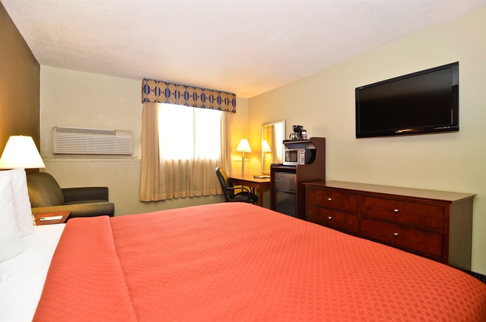 Imagen de la habitación del Hotel Comfort Inn San Diego Miramar. Foto 9