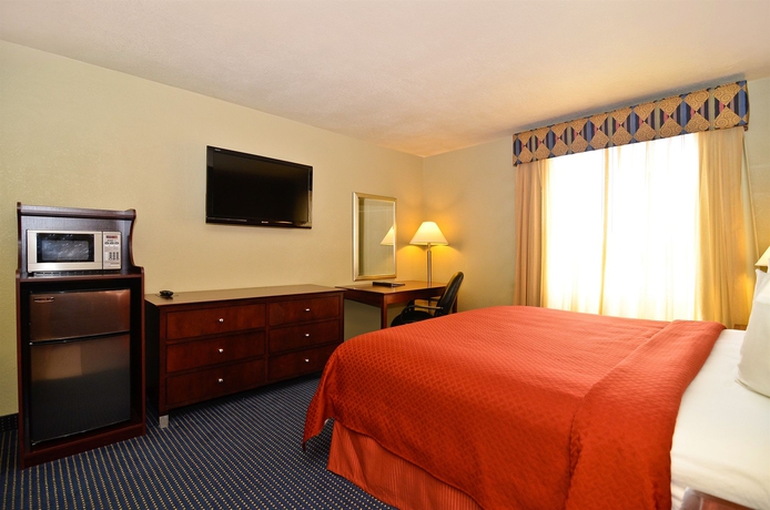 Imagen de la habitación del Hotel Comfort Inn San Diego Miramar. Foto 12