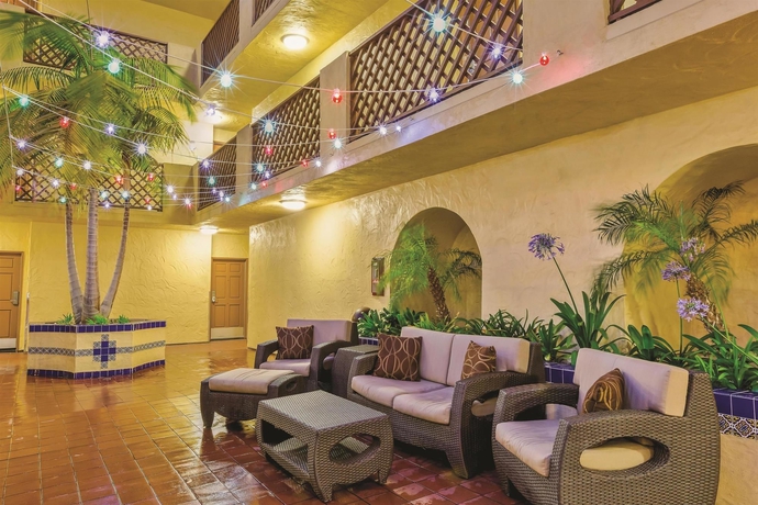 Imagen general del Hotel Comfort Inn San Diego Old Town. Foto 3