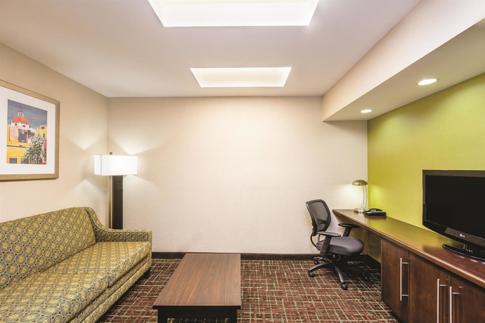 Imagen de la habitación del Hotel Comfort Inn San Diego Old Town. Foto 8