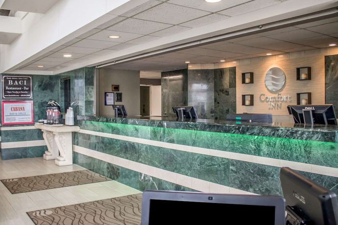 Imagen de los interiores del Hotel Comfort Inn Sandusky. Foto 19