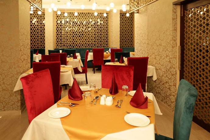 Imagen del bar/restaurante del Hotel Comfort Inn Sapphire. Foto 3
