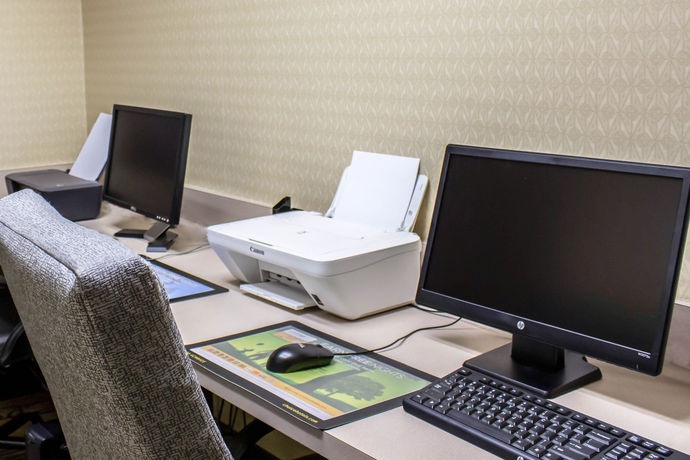 Imagen de los interiores del Hotel Comfort Inn Smithfield Near I-95. Foto 14