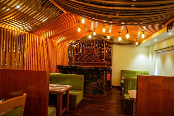 Imagen del bar/restaurante del Hotel Comfort Inn Snow Park, Manali. Foto 2