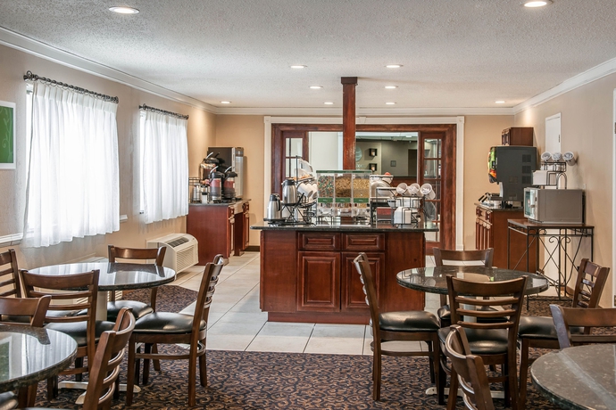 Imagen del bar/restaurante del Hotel Comfort Inn South. Foto 2