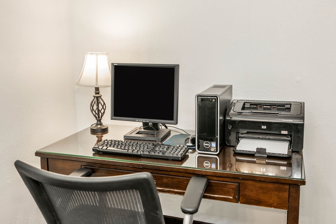 Imagen de los interiores del Hotel Comfort Inn South. Foto 12