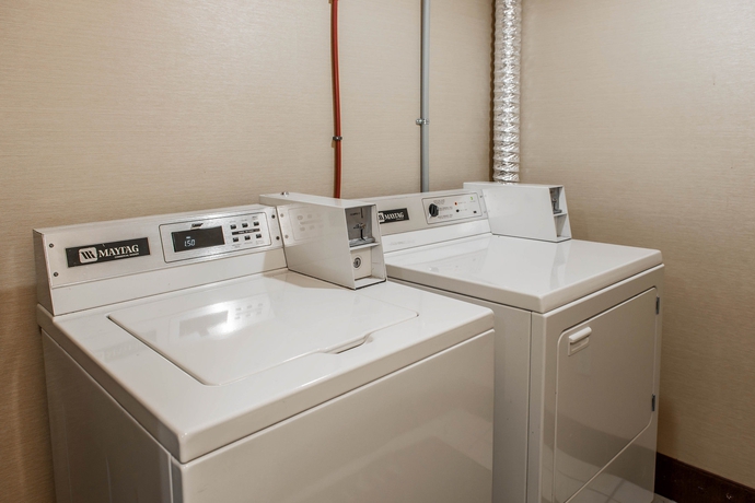 Imagen de los interiores del Hotel Comfort Inn South. Foto 16