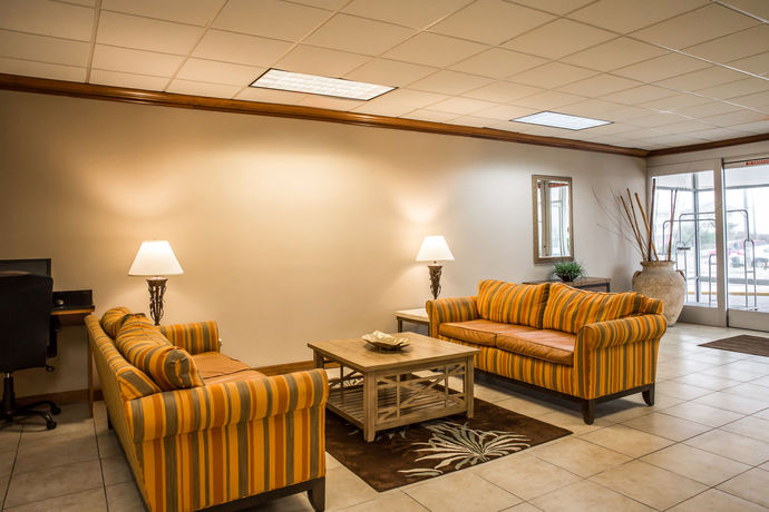 Imagen de los interiores del Hotel Comfort Inn South Oceanfront. Foto 11