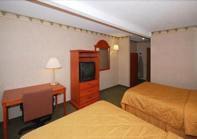 Imagen de la habitación del Hotel Comfort Inn Splash Harbor. Foto 11