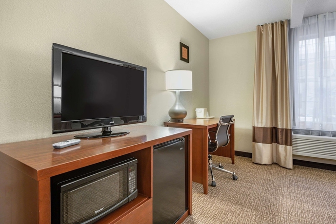 Imagen de la habitación del Hotel Comfort Inn Splash Harbor. Foto 15