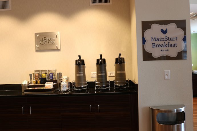 Imagen del bar/restaurante del Hotel Comfort Inn St Louis &ndash; Airport. Foto 5
